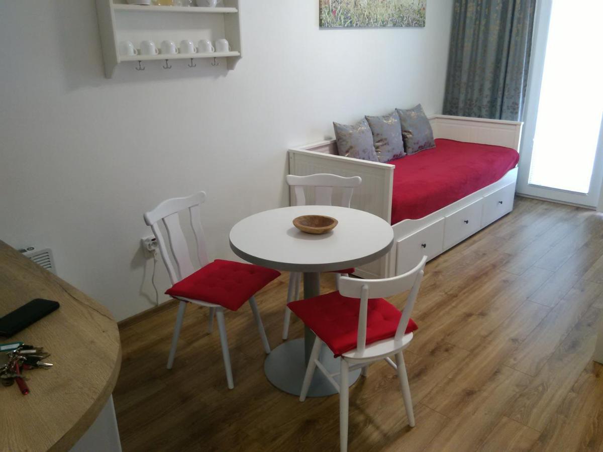 Diamond Apartman Eliska Podhájska Exteriör bild