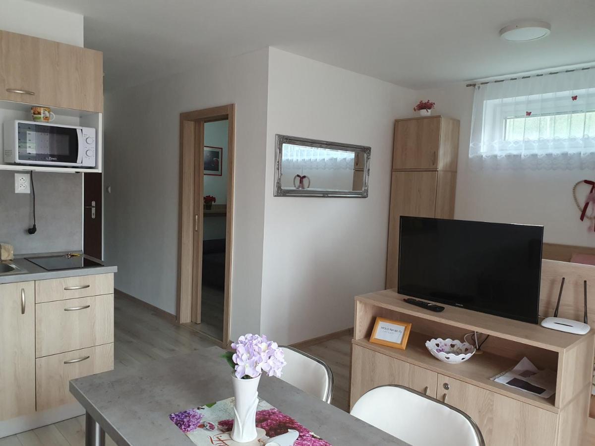 Diamond Apartman Eliska Podhájska Exteriör bild